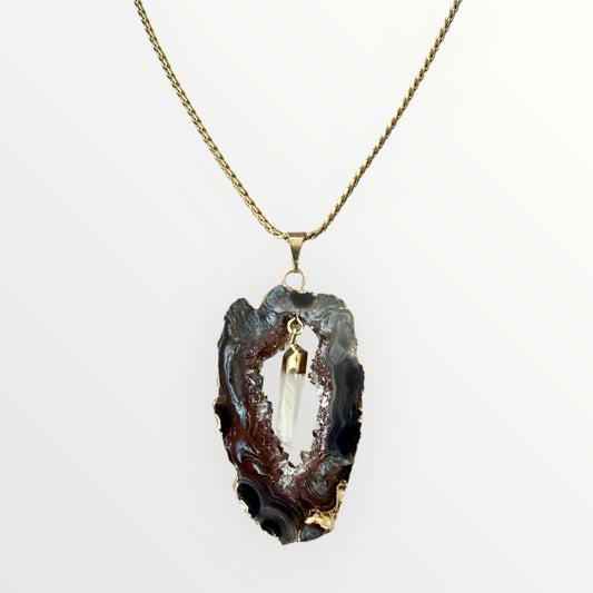 Dangling Crystal Agate Pendant Necklace